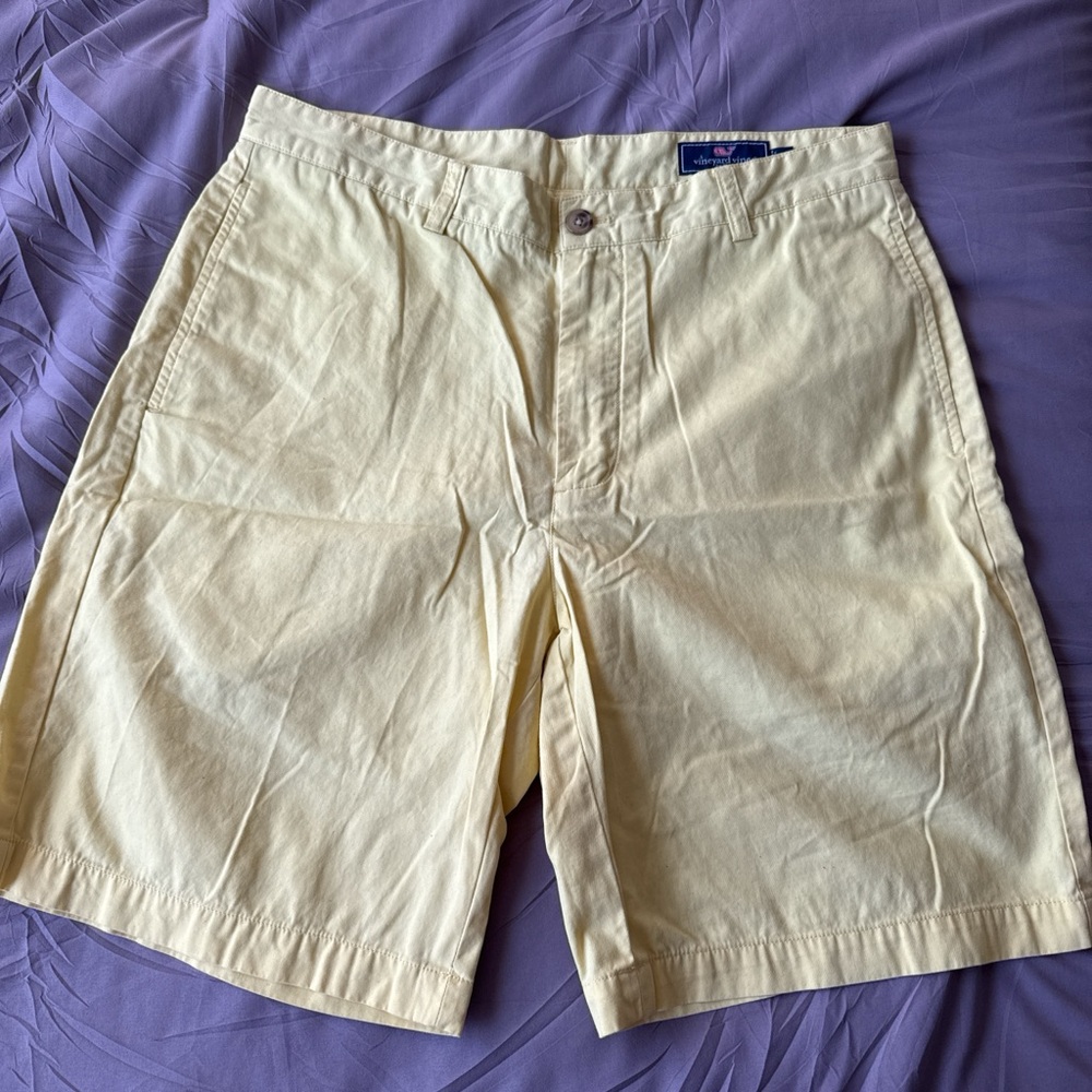 Vineyard Vines Men's Light Yellow Shorts